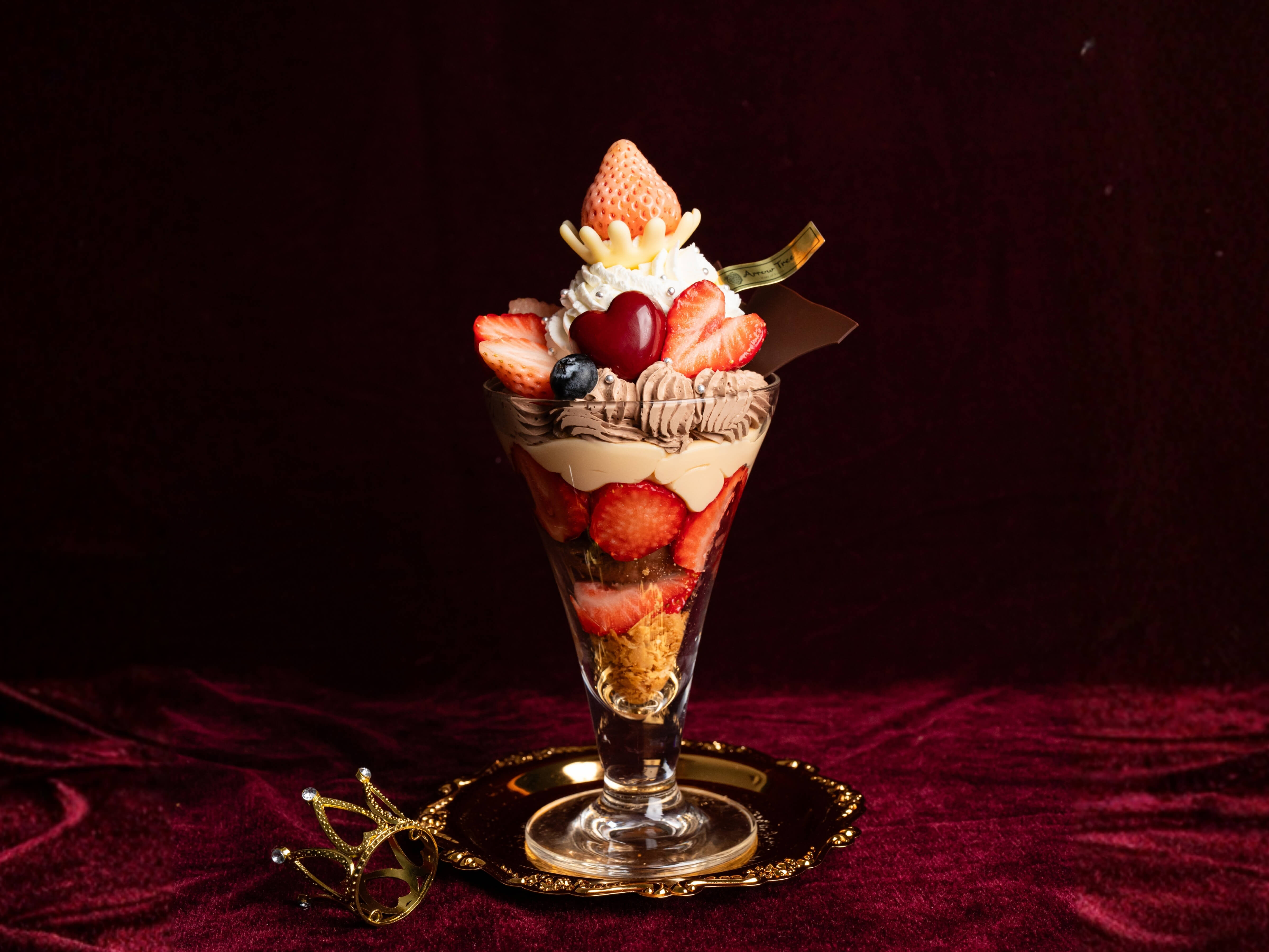 ショコラと苺のバレンタインパフェ